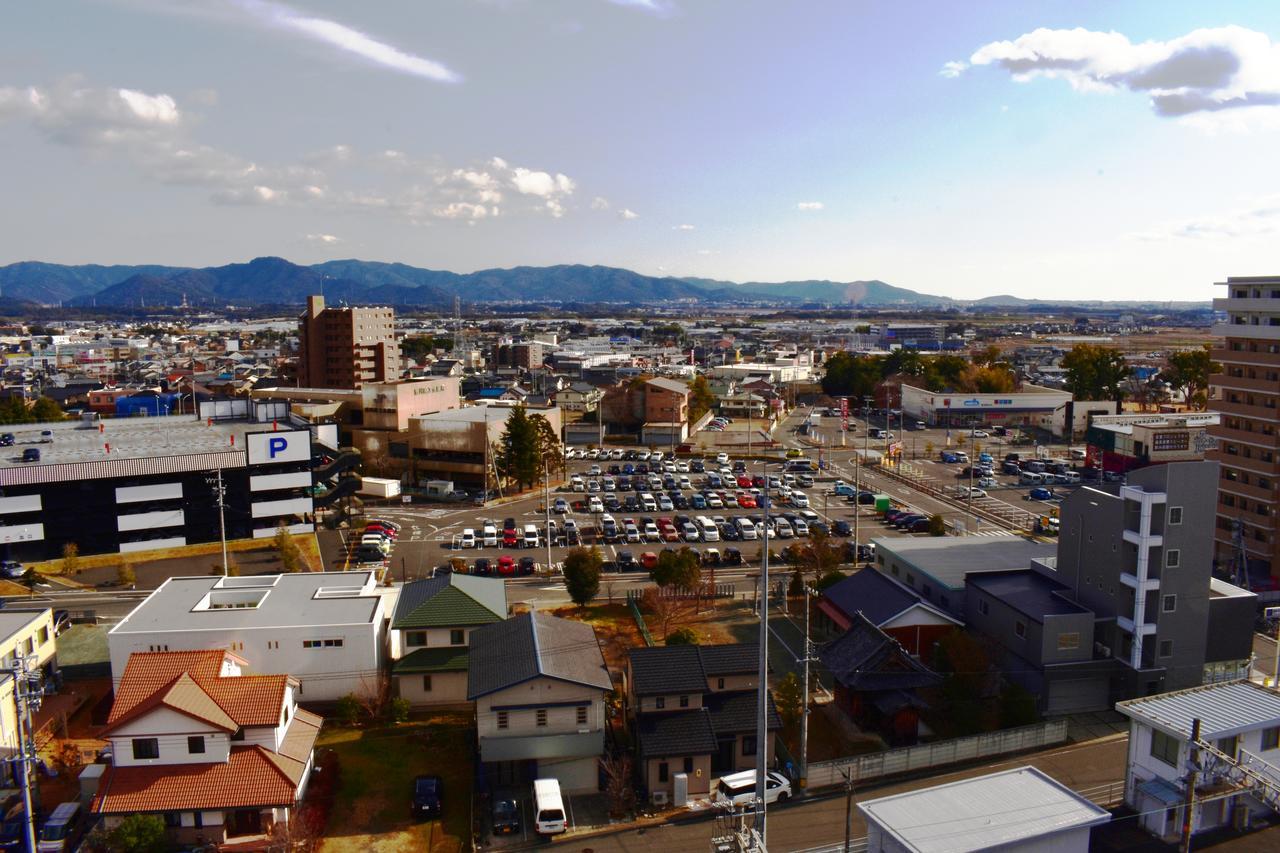 Hotel Crown Hills Toyokawa Zimmer foto