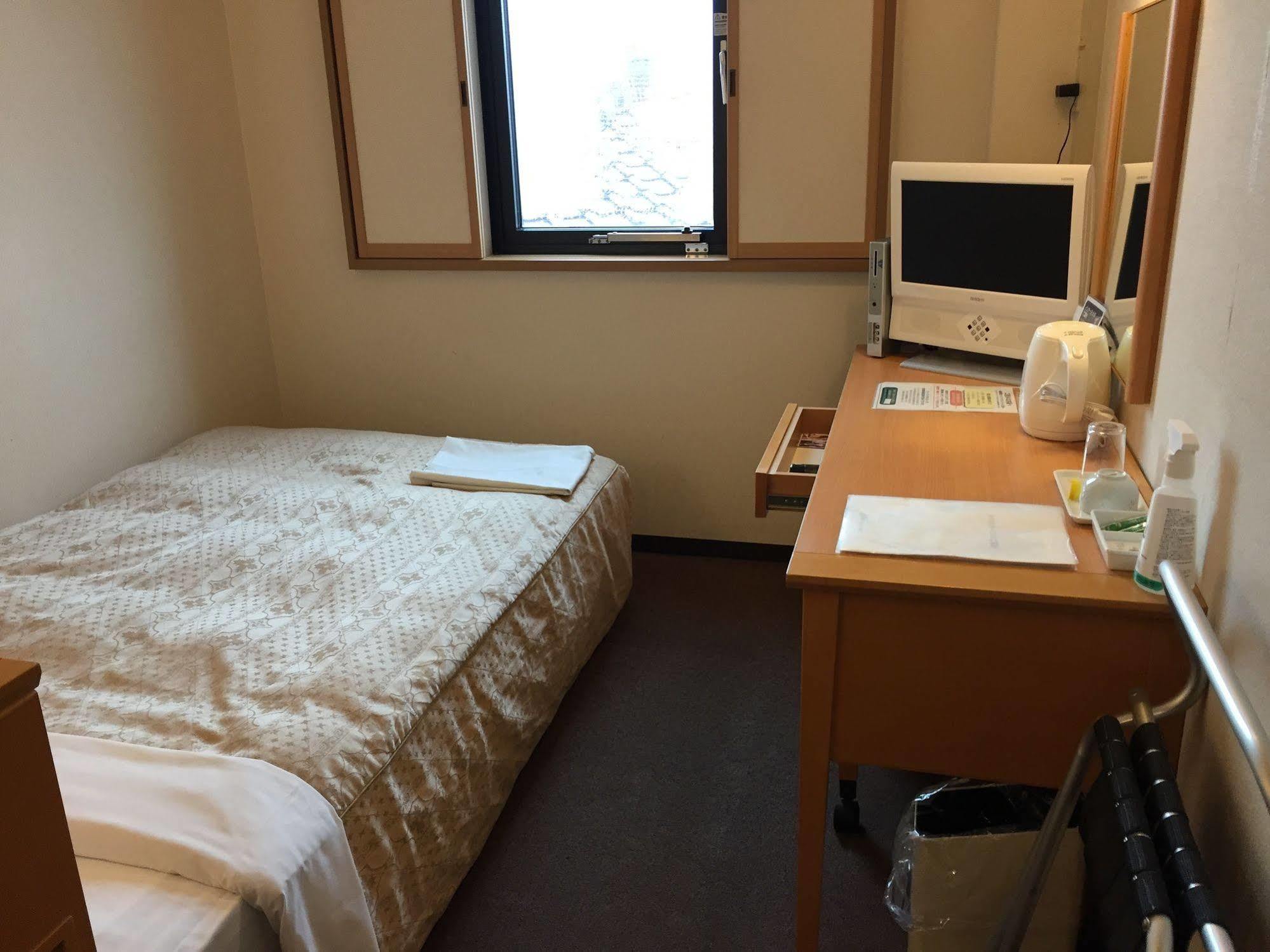Hotel Crown Hills Toyokawa Exterior foto