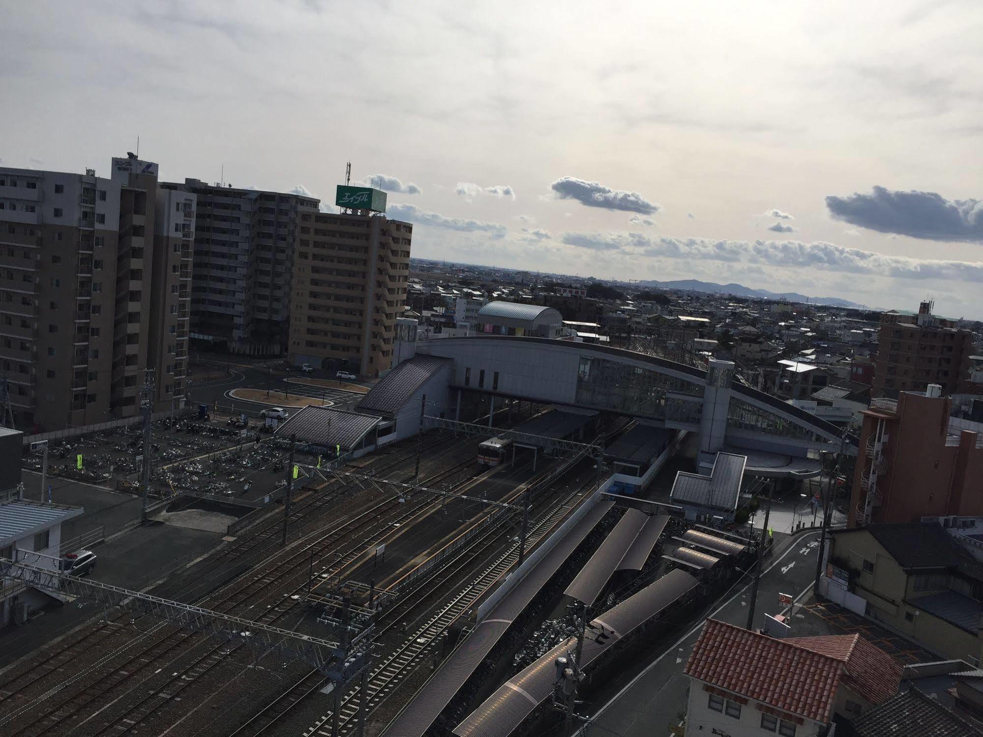 Hotel Crown Hills Toyokawa Exterior foto